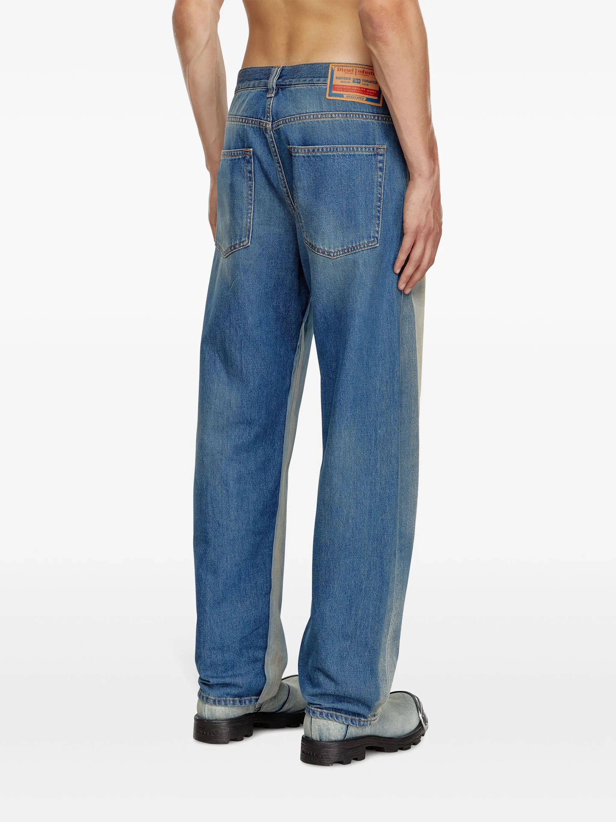 2010 D-Macs 09K22 Straight Jeans