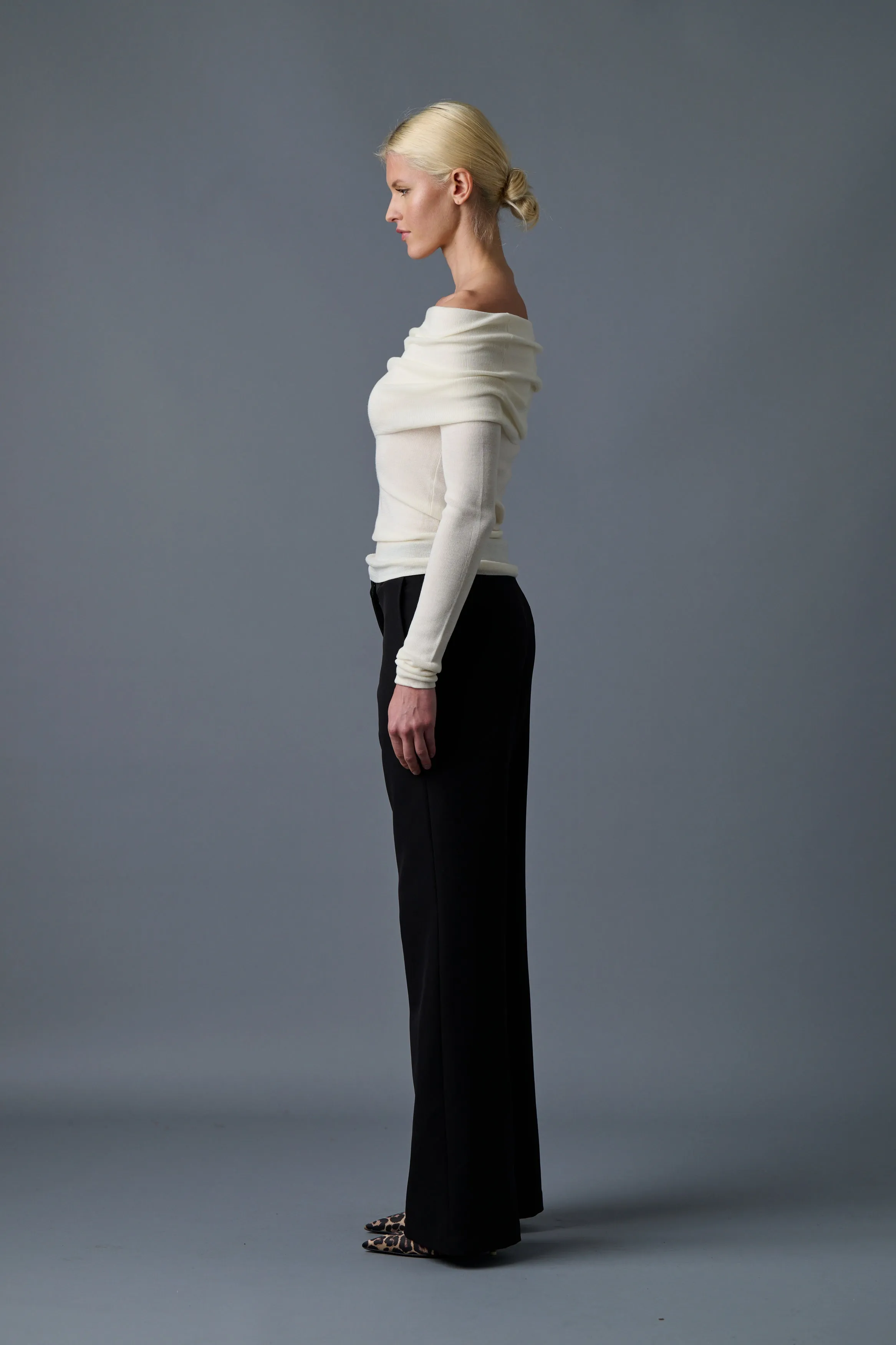 Clavicle Sweater Ivory